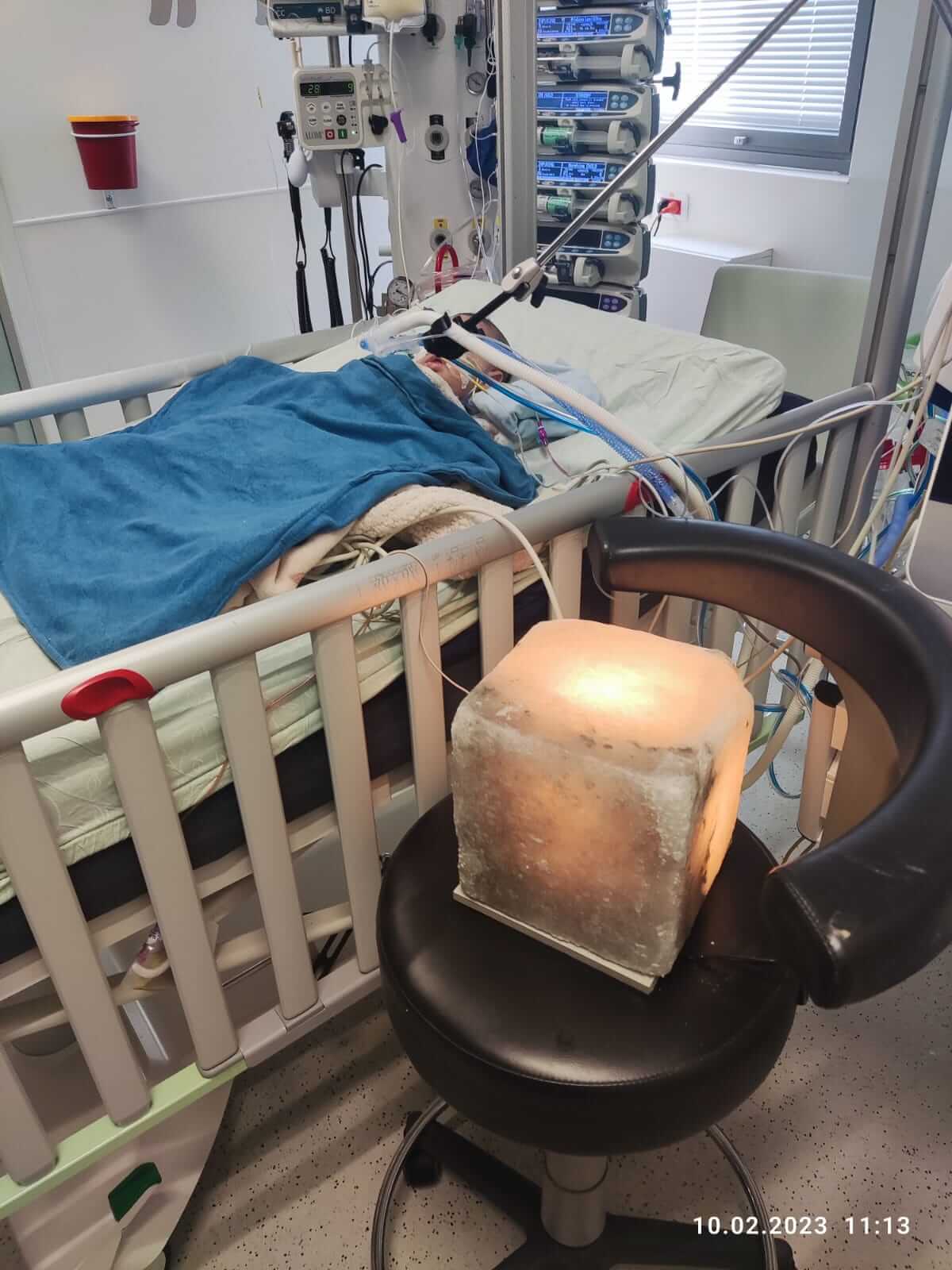 השכרת מנורות מלח טיפוליות למאושפזים בבתי חולים/אישפוז בייתי