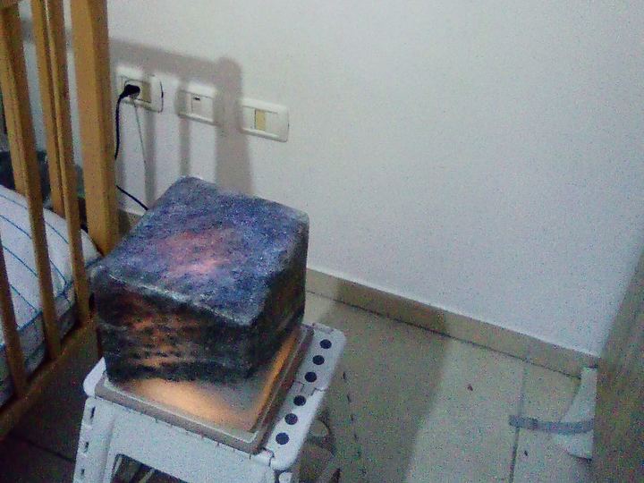 מנורת מלח רפואית בבית של לקוח
