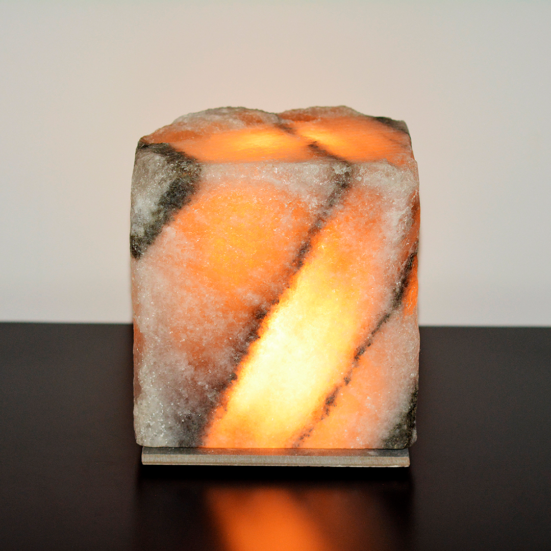 מנורת מלח רפואית